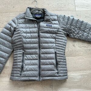 Patagonia Women's Down Sweater Silver Puffer Jacket Sz M